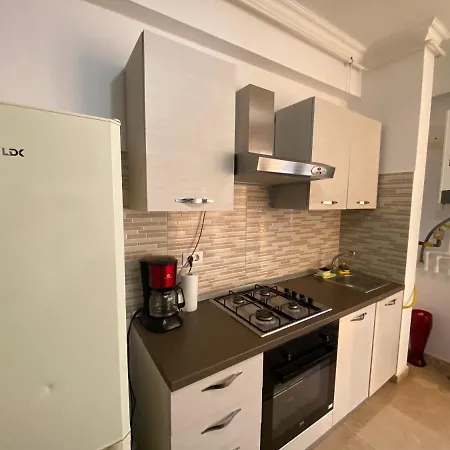 Apartment Solid 387 Mamaia
